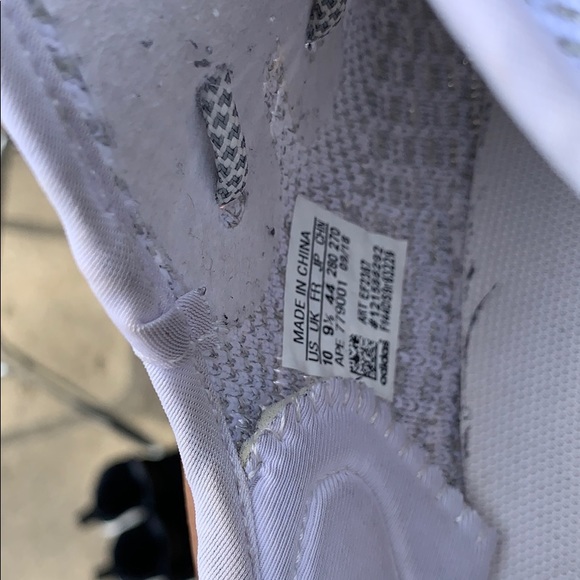 Yeezy static - Picture 4 of 4